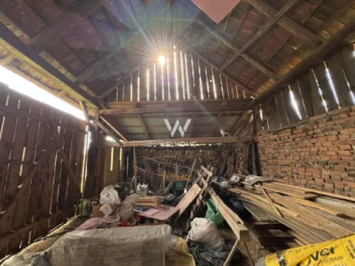 Casa individuala in Arpasu de Sus, teren mare, partial renovata