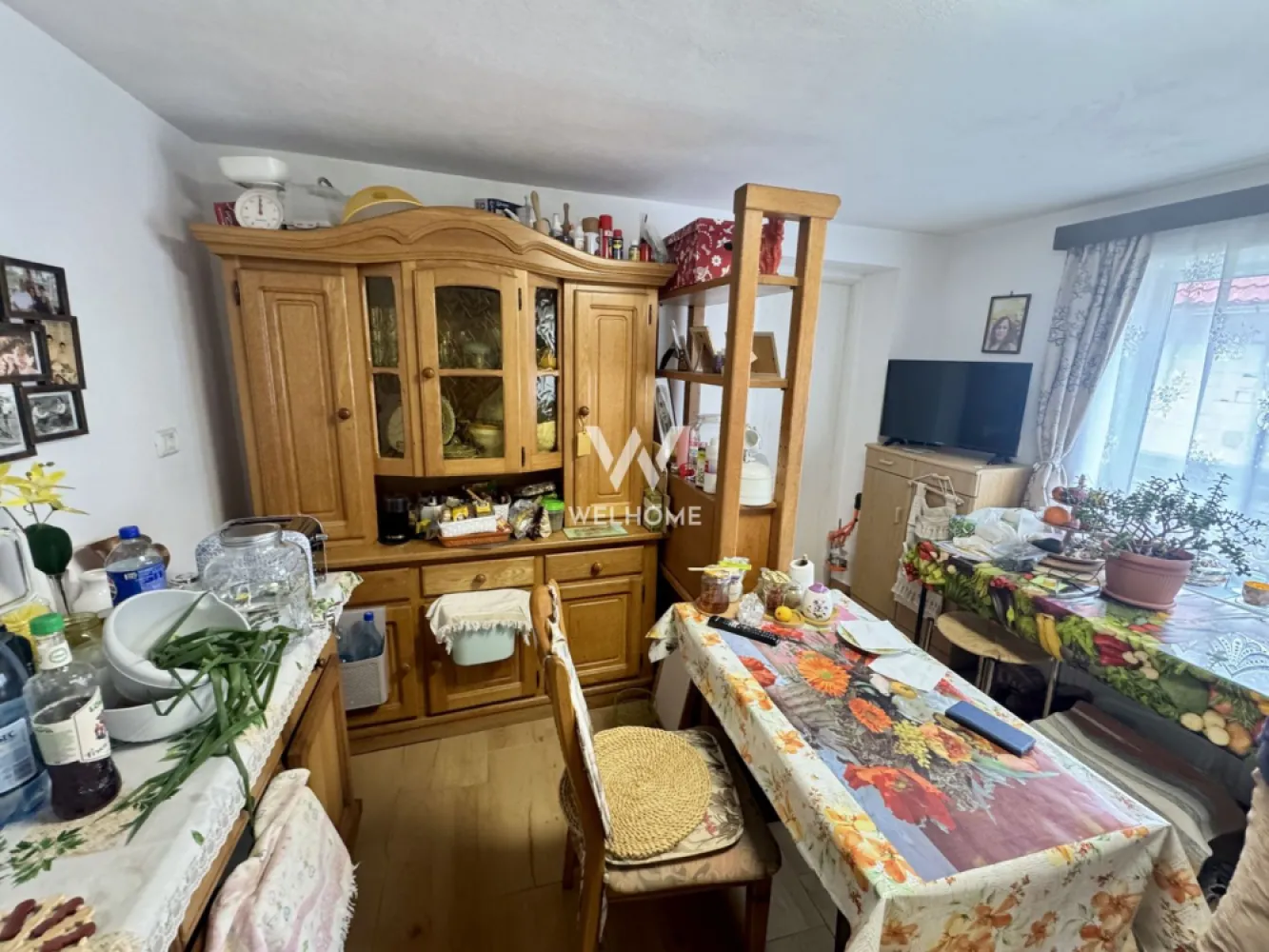Casa individuala in Arpasu de Sus, teren mare, partial renovata