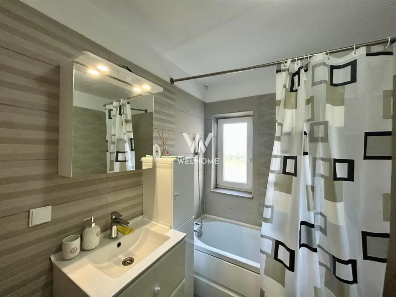 Apartament 2 camere, decomandat, 2 locuri de parcare - C. Arhitectilor