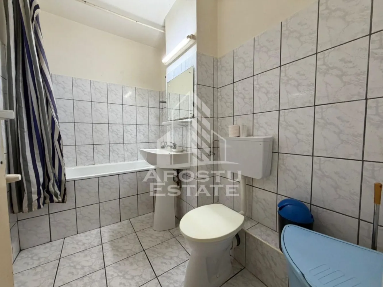 Apartament doua camere, decomandat, Sagului