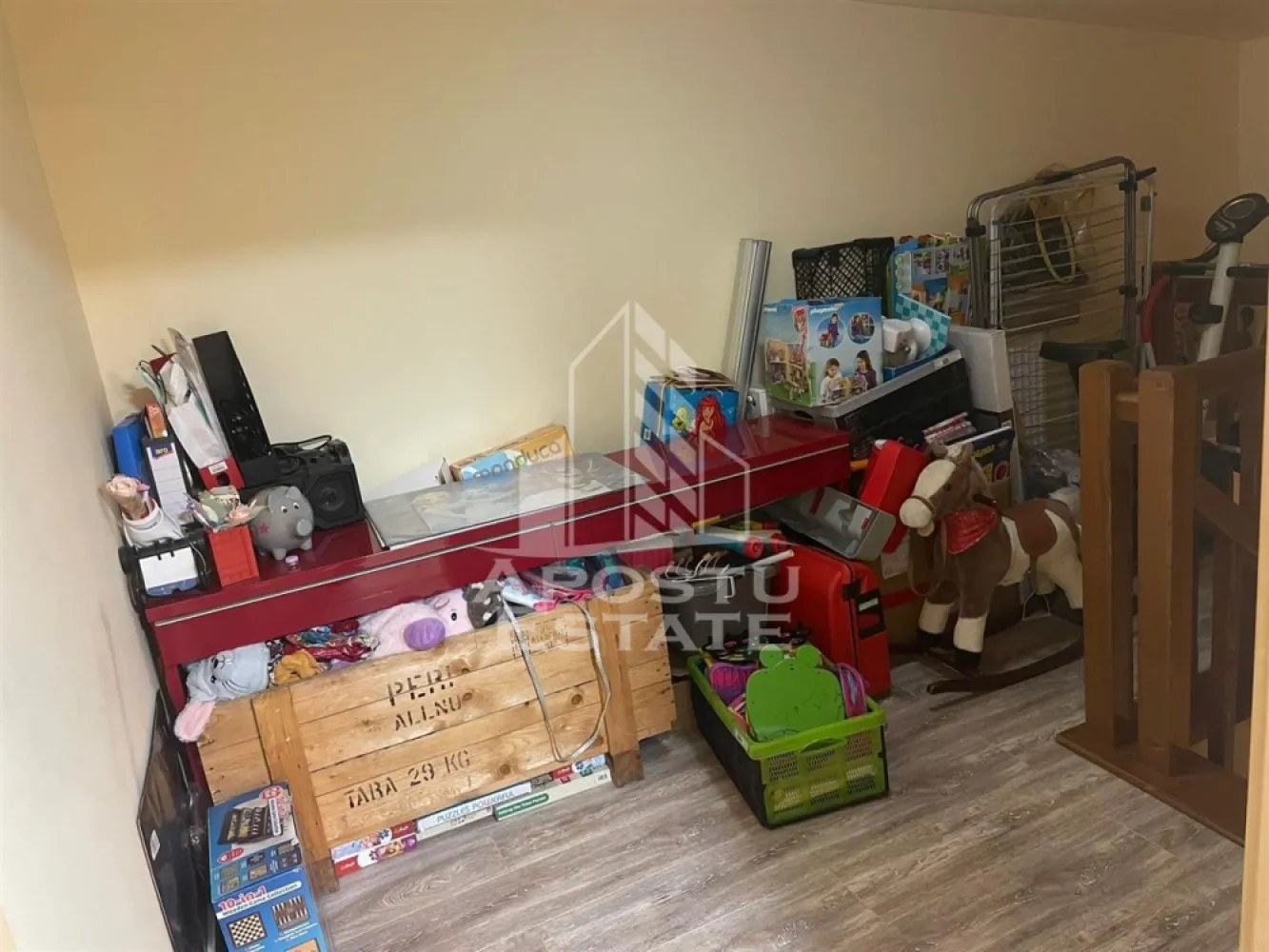 Penthouse cu 4 camere pe 2 nivele In Giroc langa scoala.