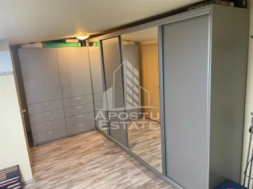 Penthouse cu 4 camere pe 2 nivele In Giroc langa scoala.