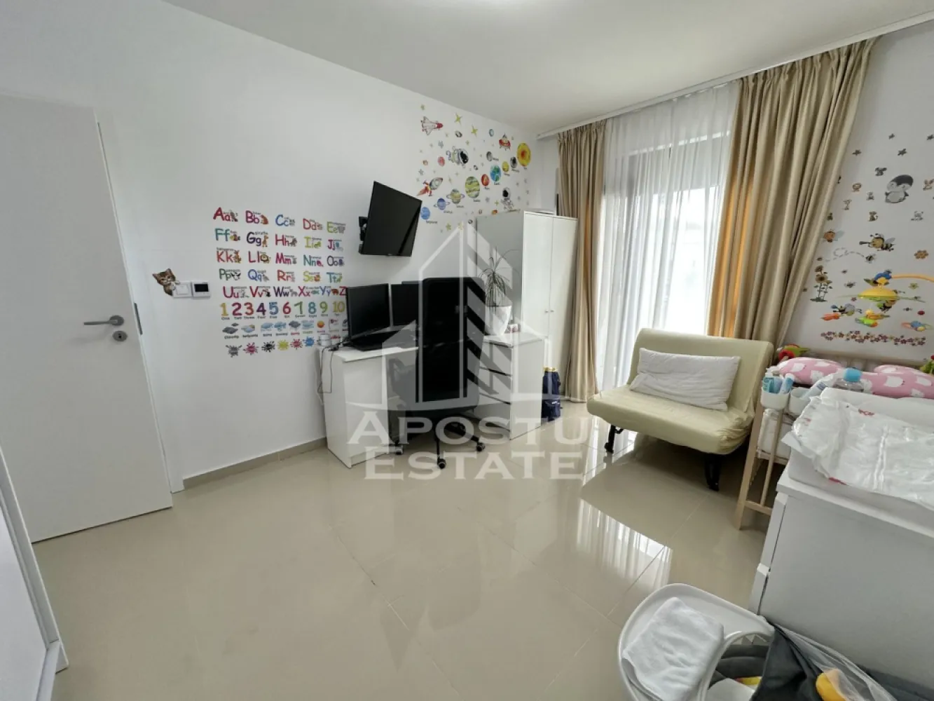 Duplex cu 3 camere si 2 bai complet mobilat si utilat in Calea Urseni.