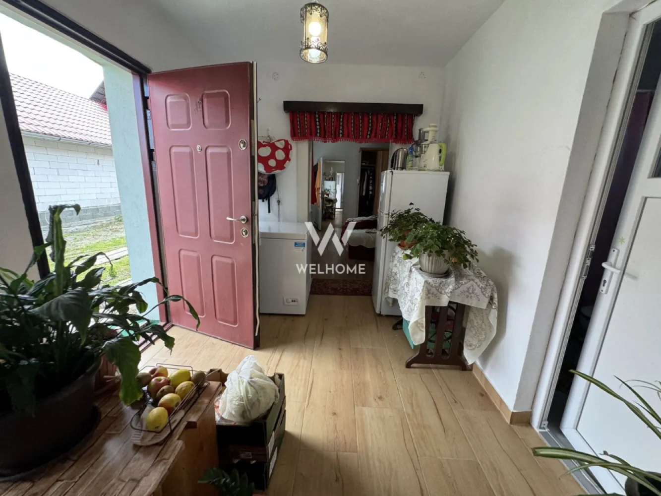 Casa individuala in Arpasu de Sus, teren mare, partial renovata