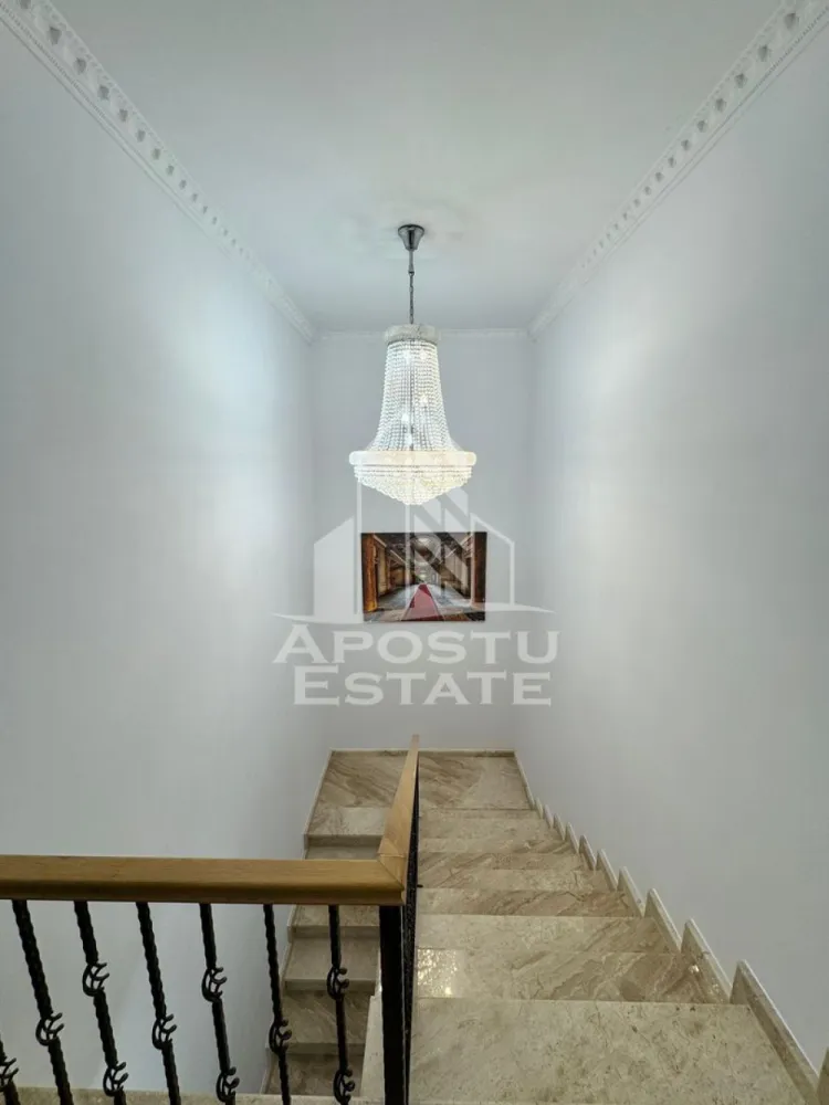Duplex 5 camere de inchiriat,curte proprie, loc de parcare, Dumbravita