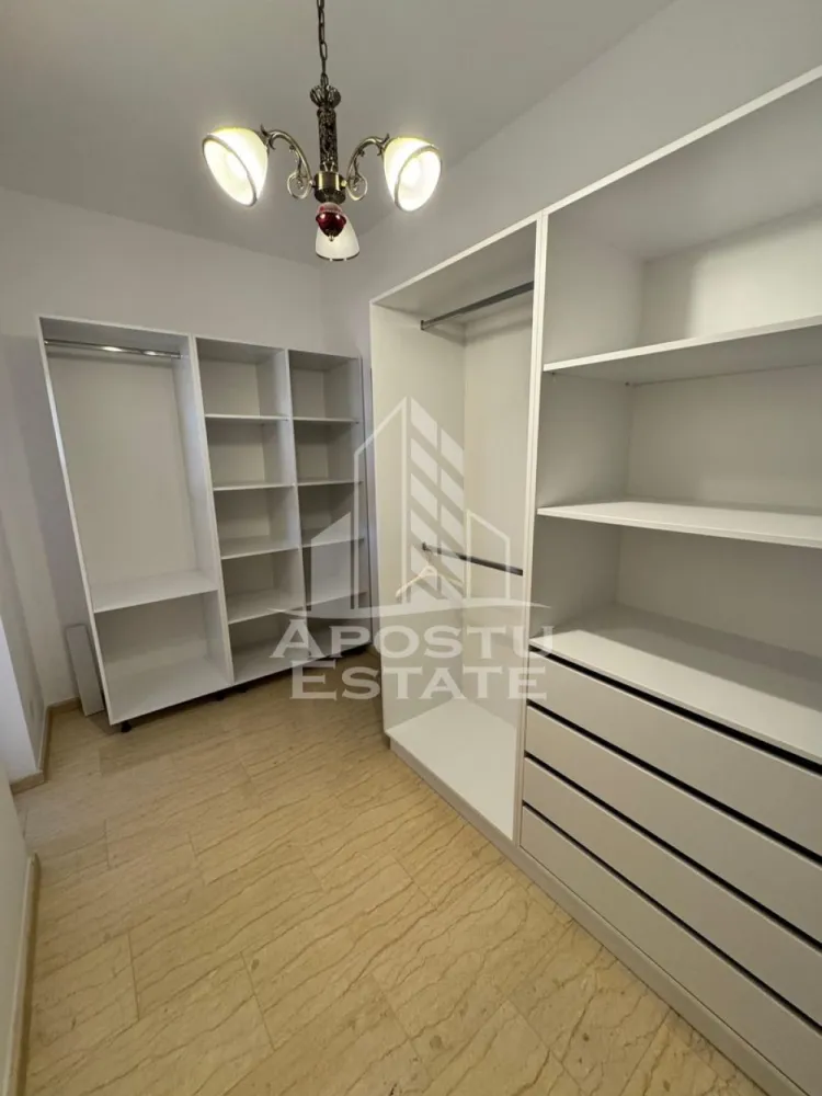 Duplex 5 camere de inchiriat,curte proprie, loc de parcare, Dumbravita