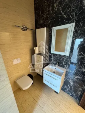 Duplex 5 camere de inchiriat,curte proprie, loc de parcare, Dumbravita