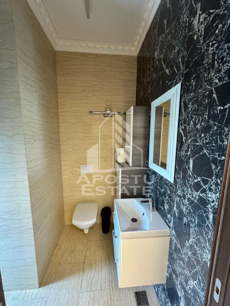 Duplex 5 camere de inchiriat,curte proprie, loc de parcare, Dumbravita