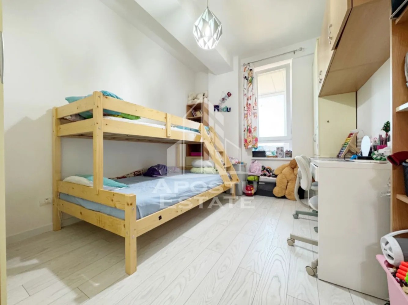 Apartament 3 camere de vanzare, 68mp utili + 2 balcoane -Calea Urseni