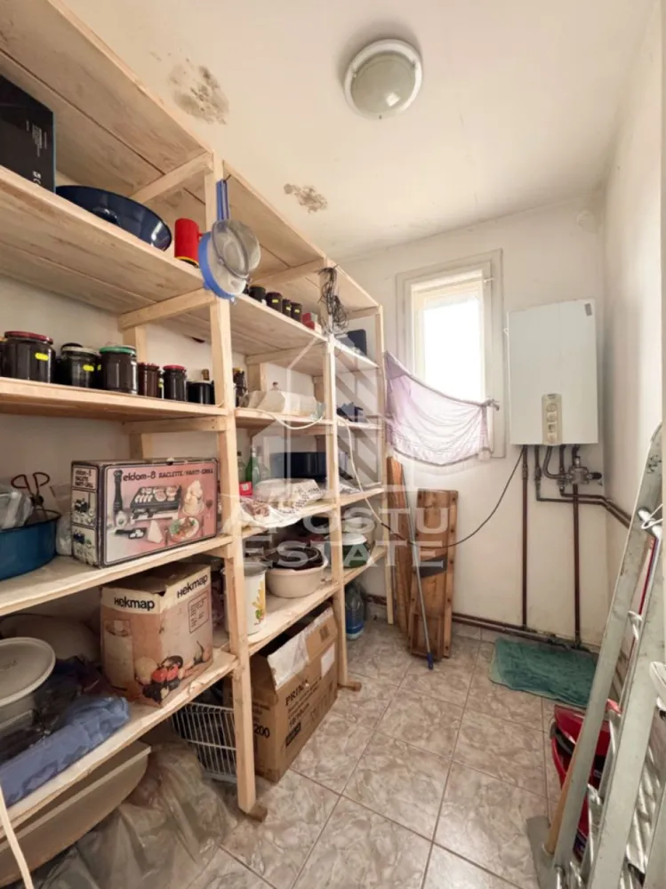 Comision 0%! Casa cu 8 camere, teren 648mp, zona Fratelia, Timisoara