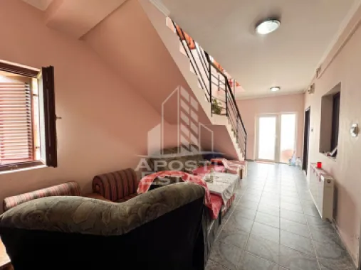 Comision 0%! Casa cu 8 camere, teren 648mp, zona Fratelia, Timisoara