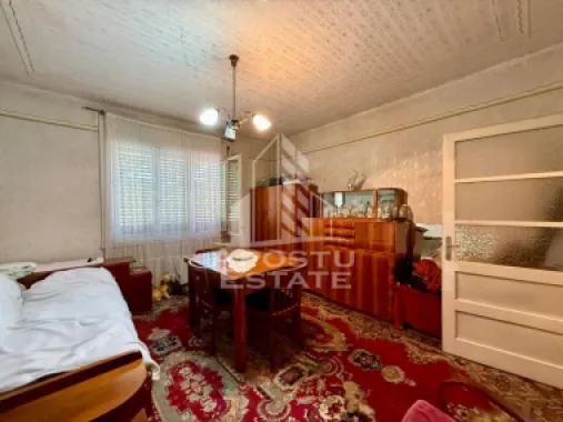 Casa individuala de vanzare, teren 332mp, zona Lunei Timisoara