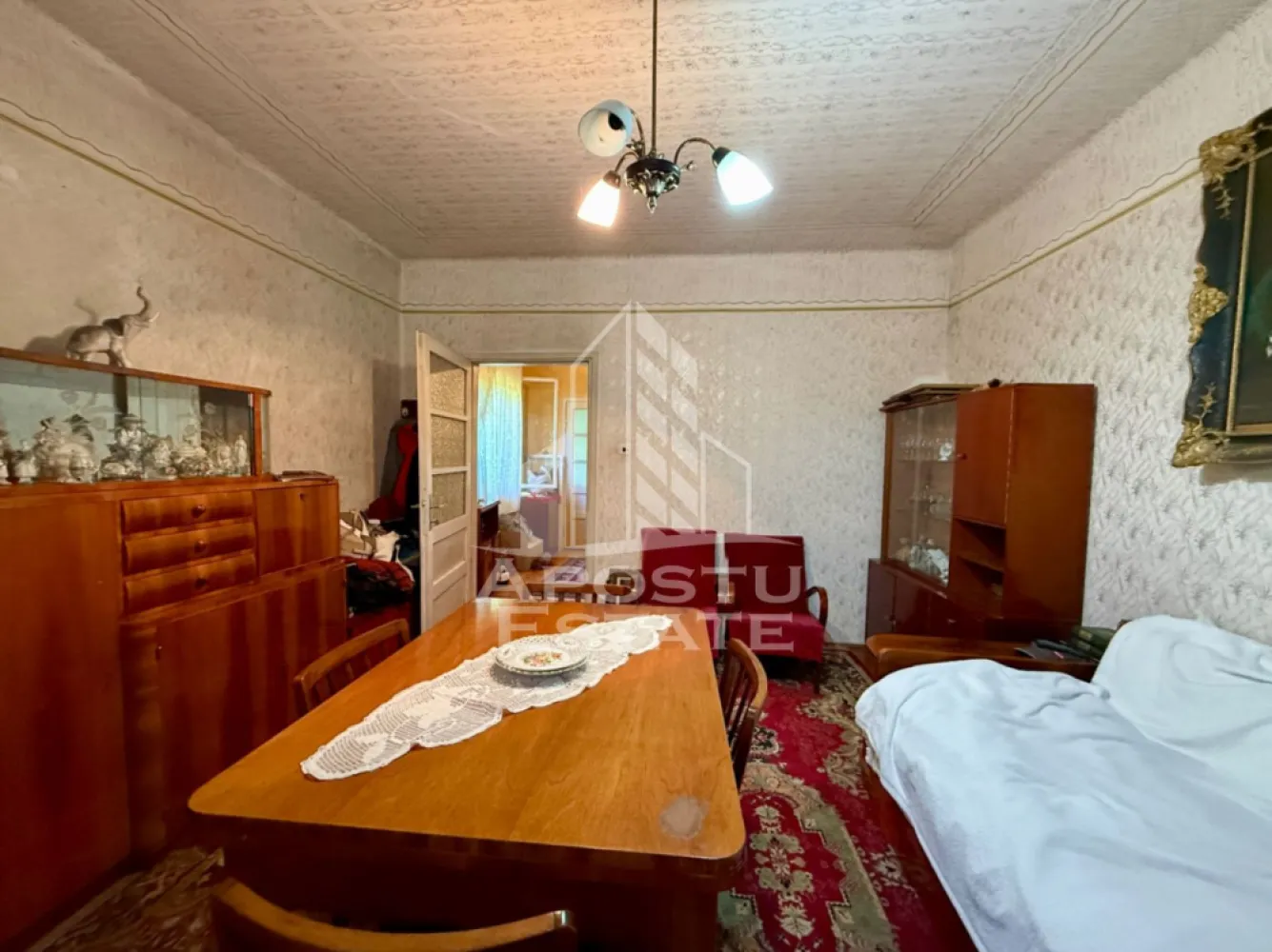 Casa individuala de vanzare, teren 332mp, zona Lunei Timisoara