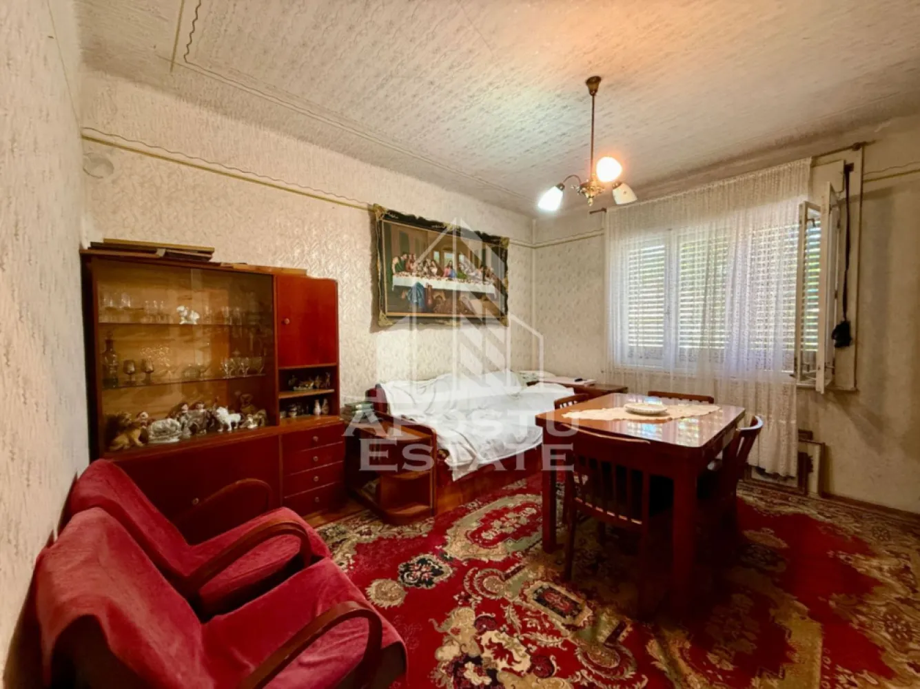 Casa individuala de vanzare, teren 332mp, zona Lunei Timisoara
