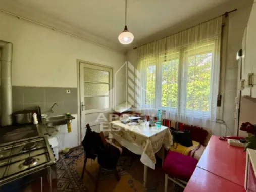 Casa individuala de vanzare, teren 332mp, zona Lunei Timisoara