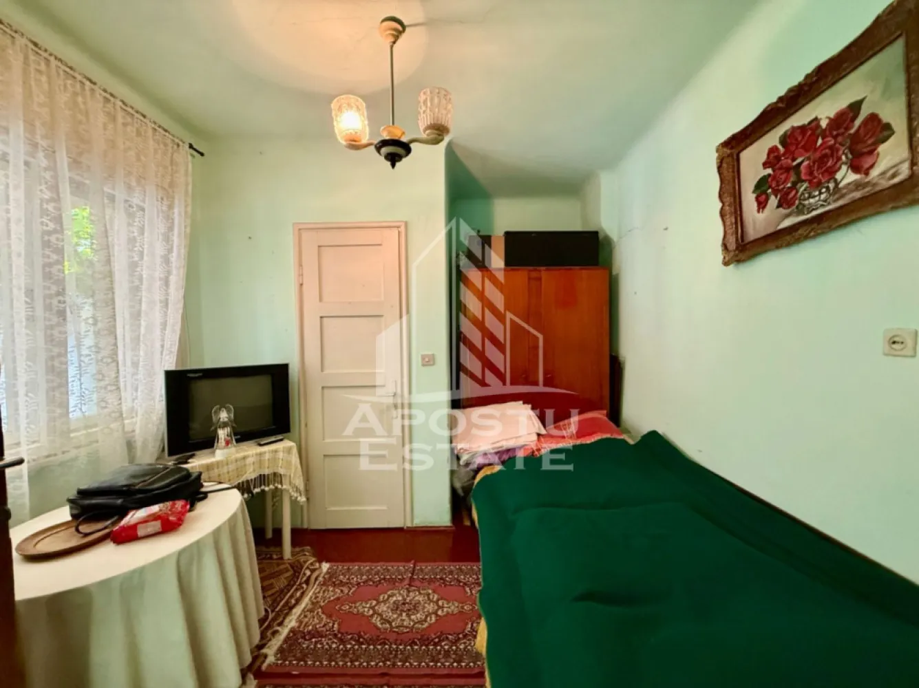Casa individuala de vanzare, teren 332mp, zona Lunei Timisoara