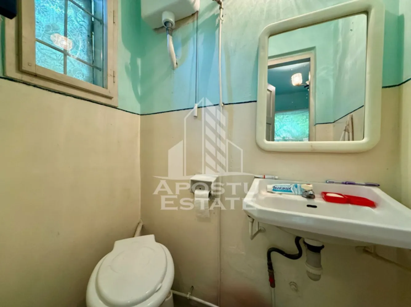 Casa individuala de vanzare, teren 332mp, zona Lunei Timisoara
