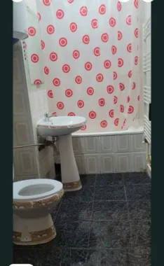 De inchiriat apartament 3 camere, Micro 20, 2100 lei