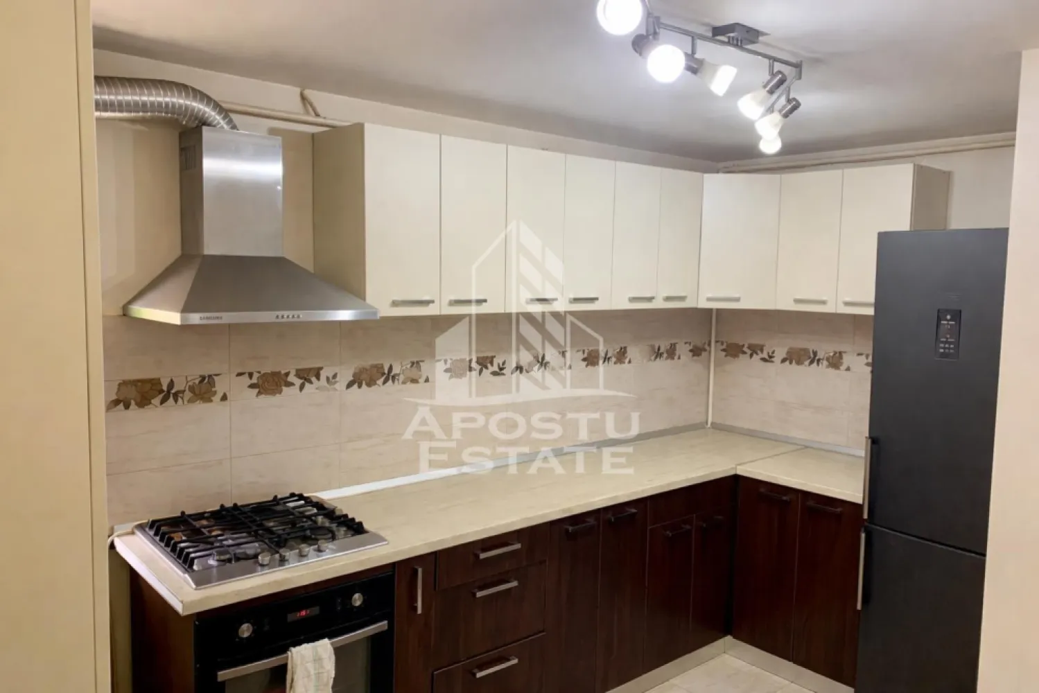Apartament cu 2 camere de inchiriat, centrala proprie, Giroc, Timis