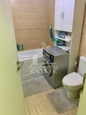 Apartament cu 2 camere de inchiriat, centrala proprie, Giroc, Timis