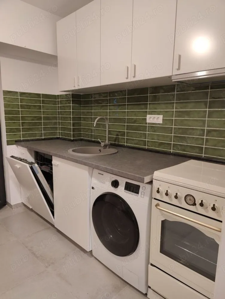 Ag BRASADAS închiriază ap 2 cam. PARTER Unirii sup 57 mp. - Agenția BRASADAS închiriază apartament cu două camere, zona Piața Unirii fântâni, suprafață utilă 57,70 mp. 
Proaspăt renovat, cu următoarele utilități noi:
- mașină de spălat și uscător
- aragaz + cuptor
- mașină de spălat vase
- aer condiționat.
Foarte spațios, dispune de un balcon principal mare, două secundare mici și o debara.
Metrou Piața Unirii la parter, Carrefour la 5 min. distanță de mers pe jos.Pentru mai multe oferte accesați www.brasadas.com. Pentru mai multe oferte accesați www.brasadas.com.