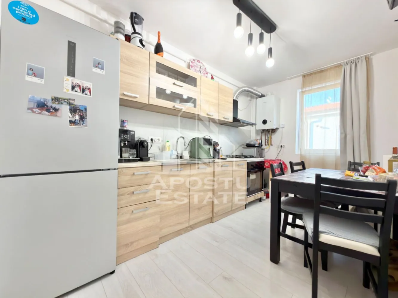 Apartament cu 2 camere mobilat decomandat, dressing si debara in Giroc