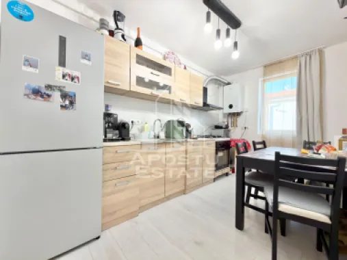 Apartament cu 2 camere mobilat decomandat, dressing si debara in Giroc