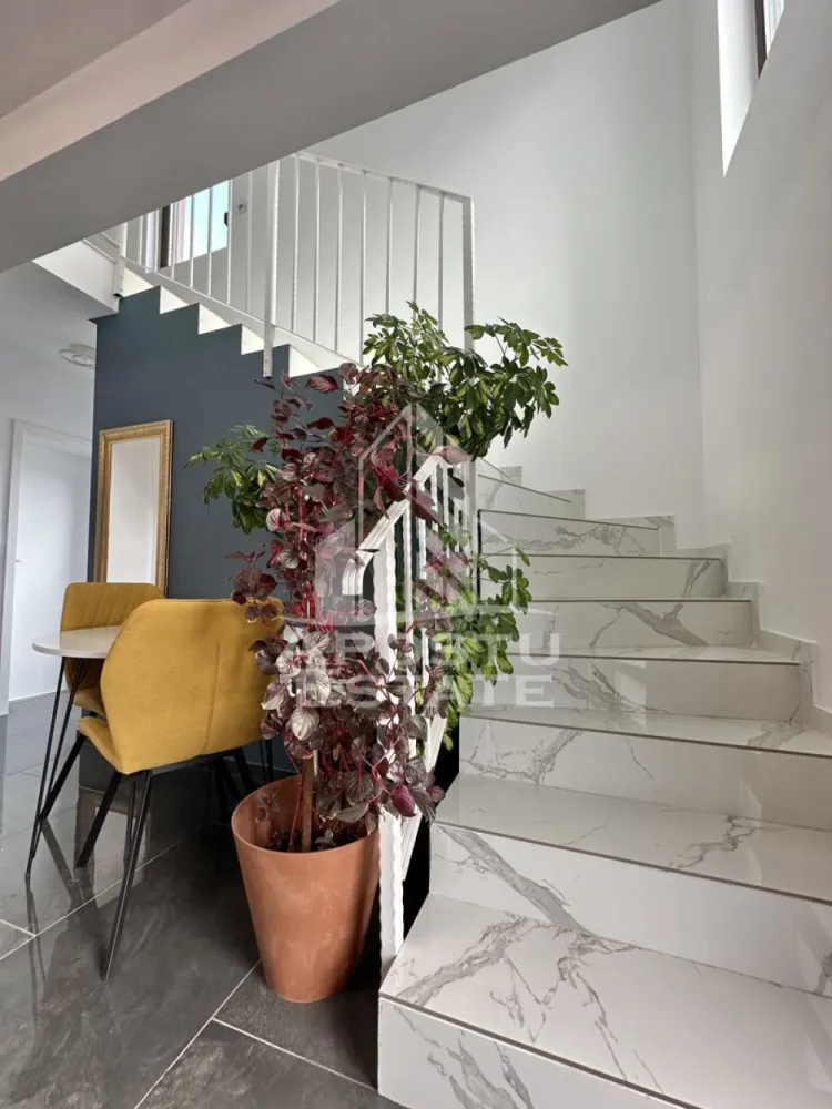 Duplex cu 3 camere si 2 bai complet mobilat si utilat in Giroc.