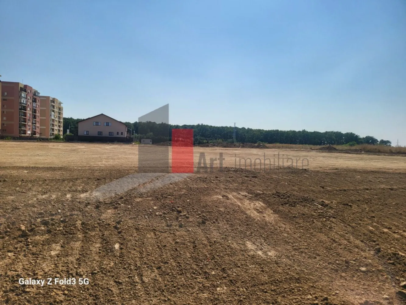 Teren Intravilan Matei Milo - Teren Intravilan construibil de vanzare in Voluntari - Pipera, la numai 198 e/mp reper Padurea Andronache, avand o suprafata de 2297 mp si deschiderea de 40 ml la 1 strada. Caracteristici teren POT 50% % , CUT 2.2 , Regim de inaltime p+4e +m, amprenta maxima   1146 mp.Terenul este taluzat indreptat adus la cota si gata de construit Pretul este negociabil .