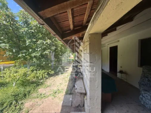 Casa individuala cu teren de vanzare, zona Plopi Timisoara