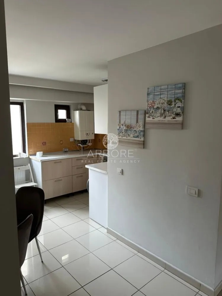 Inchiriere 3 camere termen scurt minim 1 luna , Centru - Unirii,