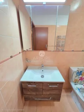 Apartament 3 camere de inchiriat Tineretului