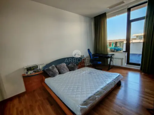 Penthouse 5 camere 250 mp lângă Ambasada SUA , zona Băneasa București