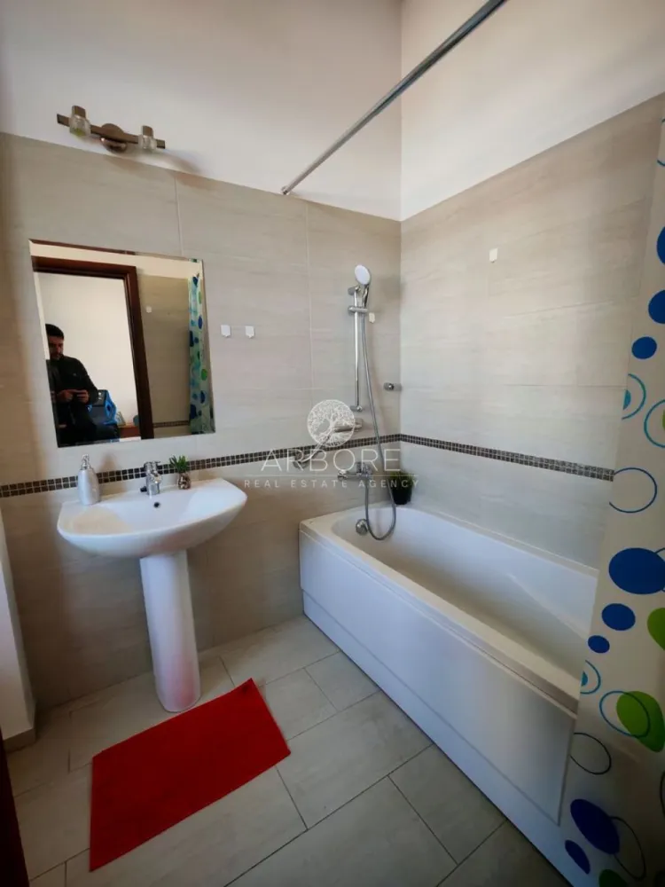 Penthouse 5 camere 250 mp lângă Ambasada SUA , zona Băneasa București