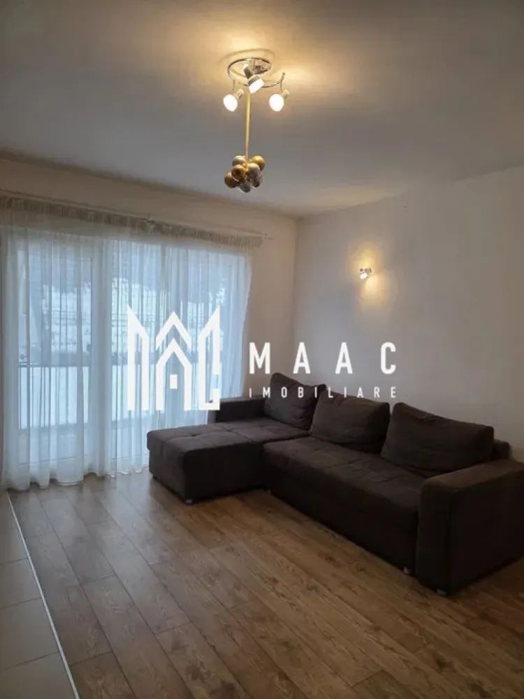 Apartament 3 Camere I Decomandat I Selimbăr - Maac Imobiliare oferă spre închiriere un apartament de 3 camere, luminos, situat în Șelimbăr in apropiere de Shopping City Apartamentul este compus dintr-un living open-space cu bucatarie, 2 dormitoare, baie, 2 balcoane deschise și debara. Se predă mobilat și utilat. Se închiriază pe minim 12 luni. Se percepe garanție in cuantumul unei chirii lunare. Pentru mai multe detalii sau pentru a programa o vizionare, vă rugăm să specificați ID-ul prin telefon: CP2877447 }}