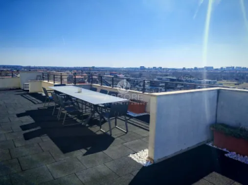 Penthouse 5 camere 250 mp lângă Ambasada SUA , zona Băneasa București