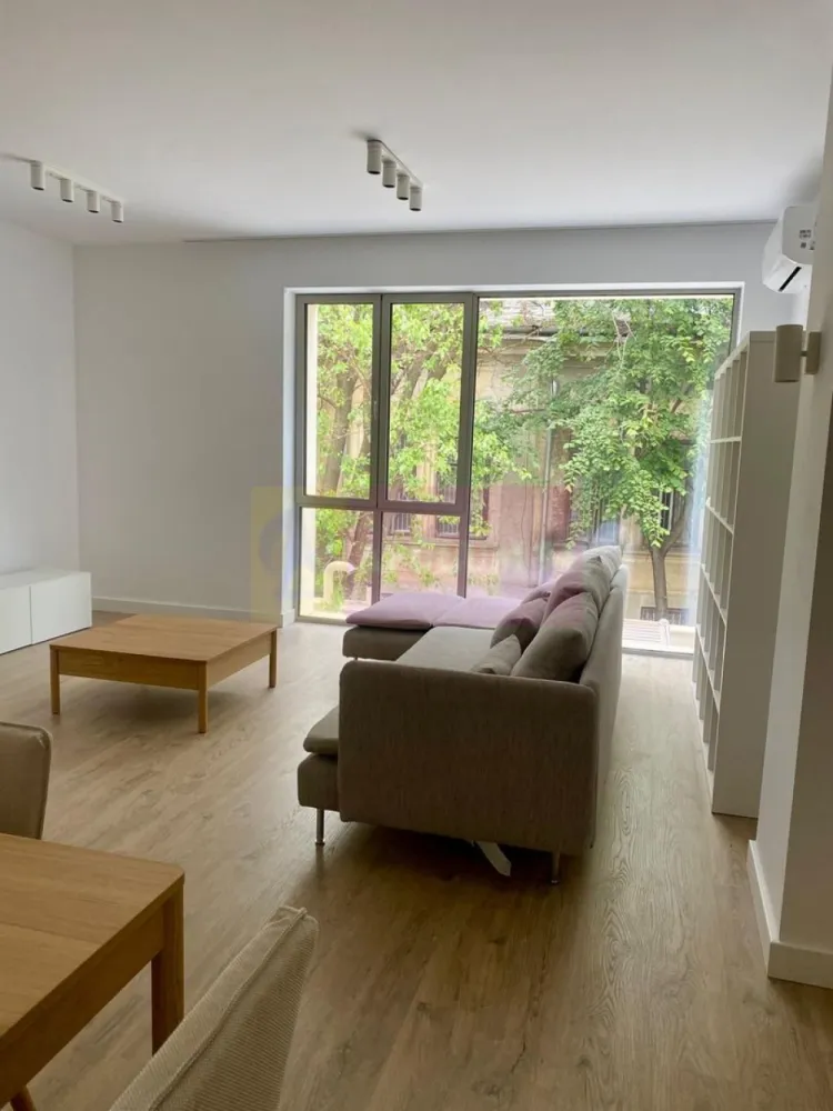 Armeneasca | 4 camere | 109 mp, mobilat utilat, boutique 2023, terasa