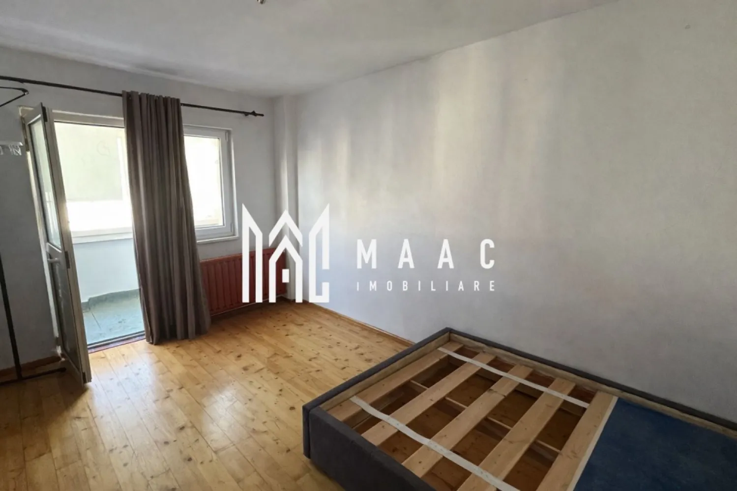 Apartament 2 camere | Decomandat | Lift | Intermediar | Mihai Viteazul