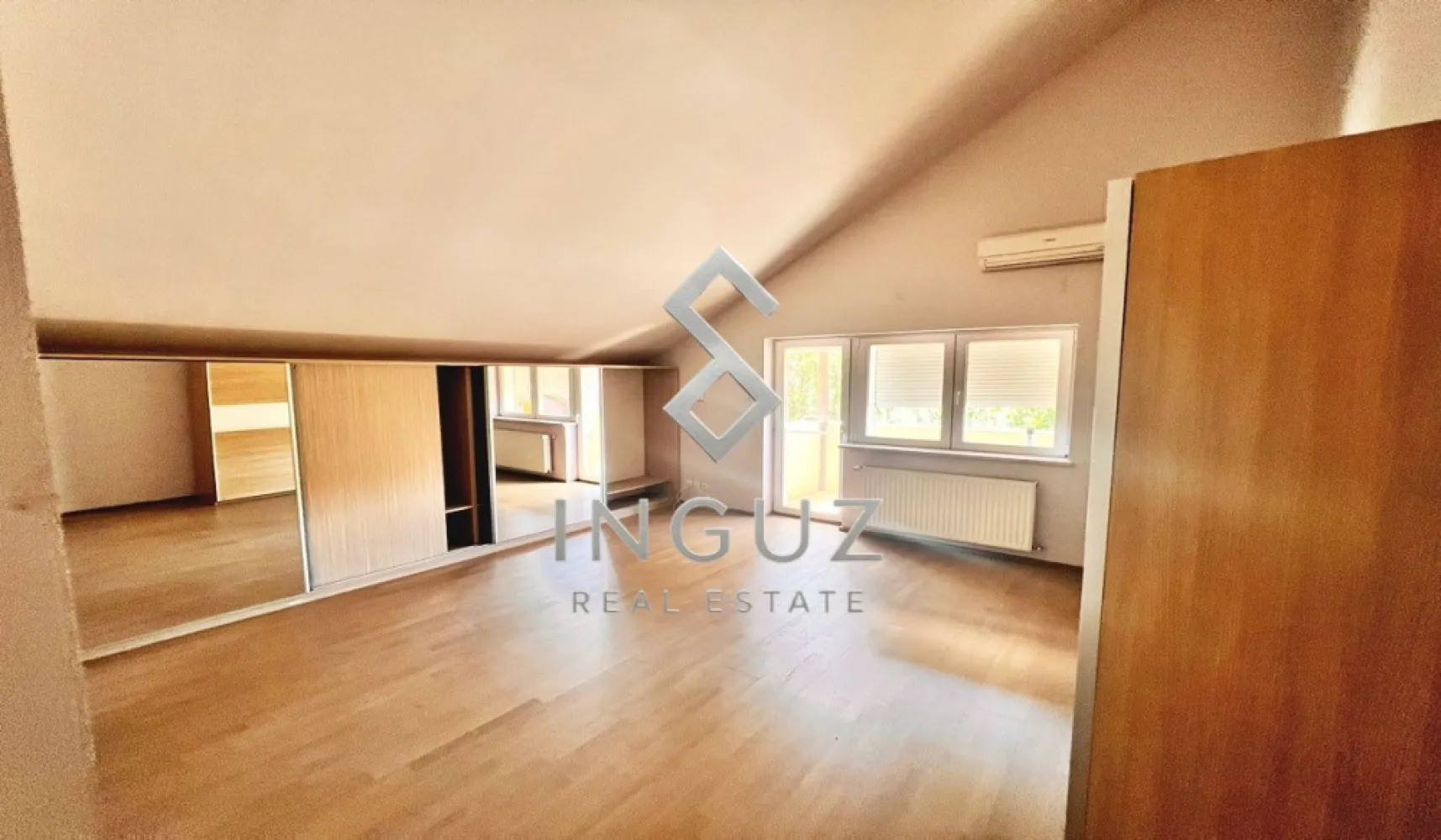 VILĂ DE LUX DE ÎNCHIRIAT | PIPERA – VOLUNTARI | PISCINĂ PRIVATĂ