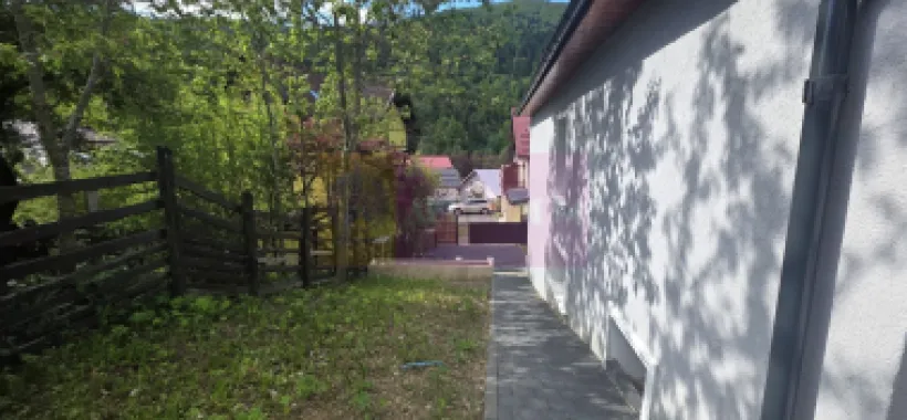 Casa de vanzare cu 2 apartamente in Azuga