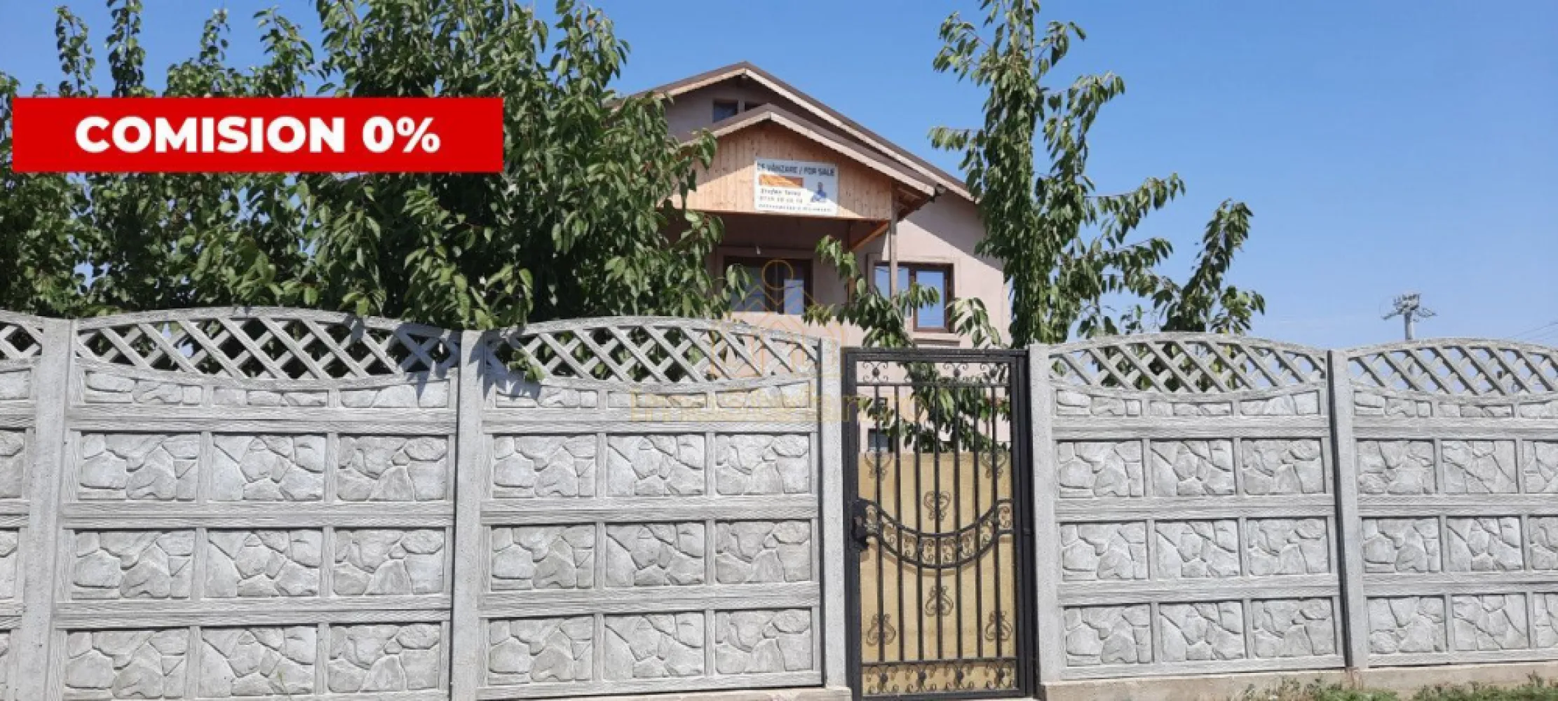 Cumpana Spațiu și curte generoasă! Casa familiei tale! - Această casă din Cumpăna reprezintă soluția ideală pentru o familie în căutare de spațiu și confort. Cu o suprafață utilă de 111,10 mp, locuința dispune la parter de un dormitor, o bucătărie generoasă, un living luminos și o baie, iar la etaj veți găsi două dormitoare, un birou, un dressing și o baie, oferind astfel flexibilitate și funcționalitate pentru fiecare membru al familiei. Curtea, cu o suprafață de 450 mp (teren în concesiune), este perfectă pentru activități în aer liber, grădinărit sau pur și simplu pentru a te bucura de un spațiu privat și relaxant. Casa are o structură mixtă (70% BCA, 30% Chirpic) și acoperiș Lindab, fiind clasată în clasa energetică A. Utilitățile sunt complete, cu excepția gazelor naturale și a canalizării, care sunt disponibile pe stradă, dar încă neconectate la proprietate. Zona este liniștită și oferă acces rapid la punctele de interes. Oportunitate de preț! Achiziția se face exclusiv în regim de plată cash (din cauza structurii mixte, nu este eligibilă pentru credit ipotecar). Nu rata această șansă! Contactează-mă acum! }}