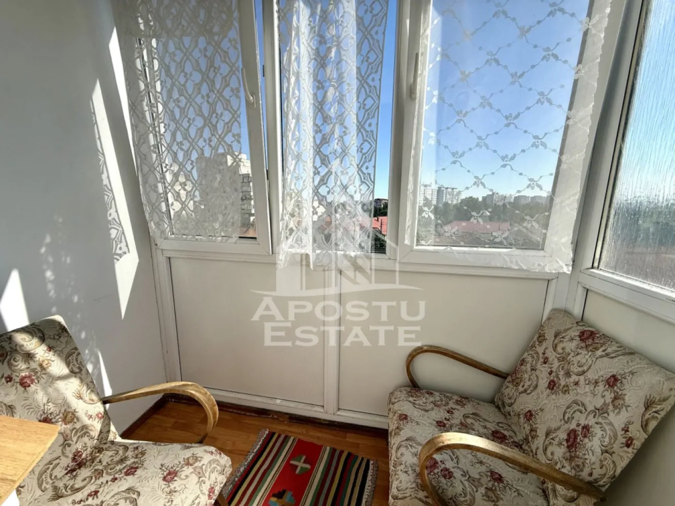 Apartament cu 3 camere de vanzare, zona Iosefin, Timisoara