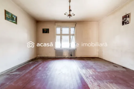 Casă solidă din cărămidă cu potențial EXCEPȚIONAL pe Calea Timișorii