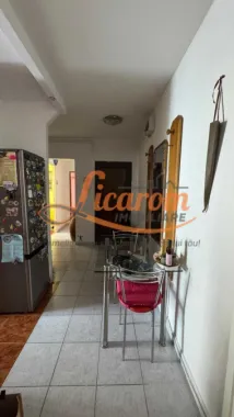 Apartament 3 camere decomandat Calea Bucuresti etaj 1/4