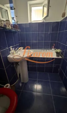 Apartament 3 camere decomandat Calea Bucuresti etaj 1/4