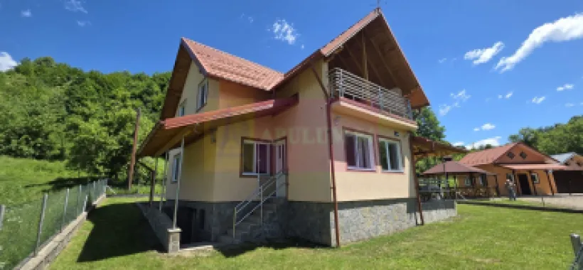 Vila de vanzare in Breaza-Nistoresti cu 7068 mp