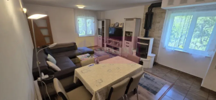 Vila de vanzare in Breaza-Nistoresti cu 7068 mp