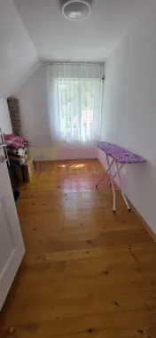 Vila de vanzare in Breaza-Nistoresti cu 7068 mp