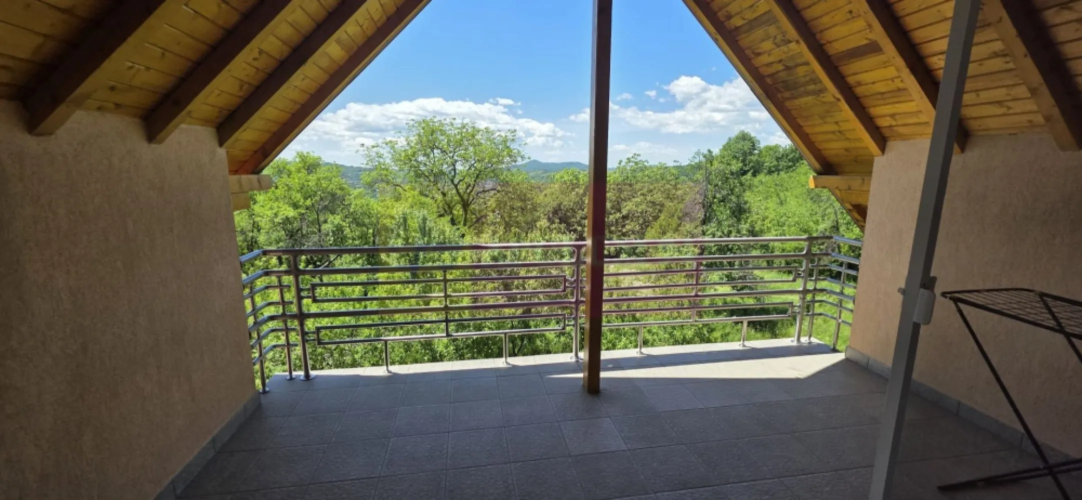 Vila de vanzare in Breaza-Nistoresti cu 7068 mp