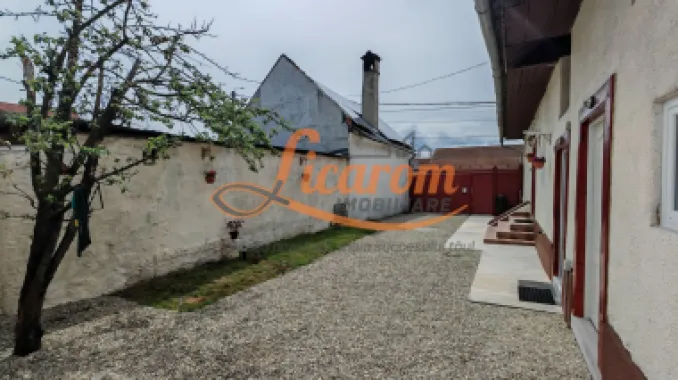Logo Licarom Imobiliare logo